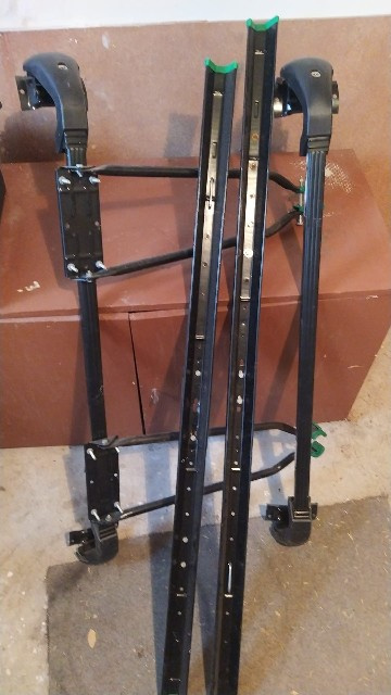 zahrádka na Škoda Fabia - 2