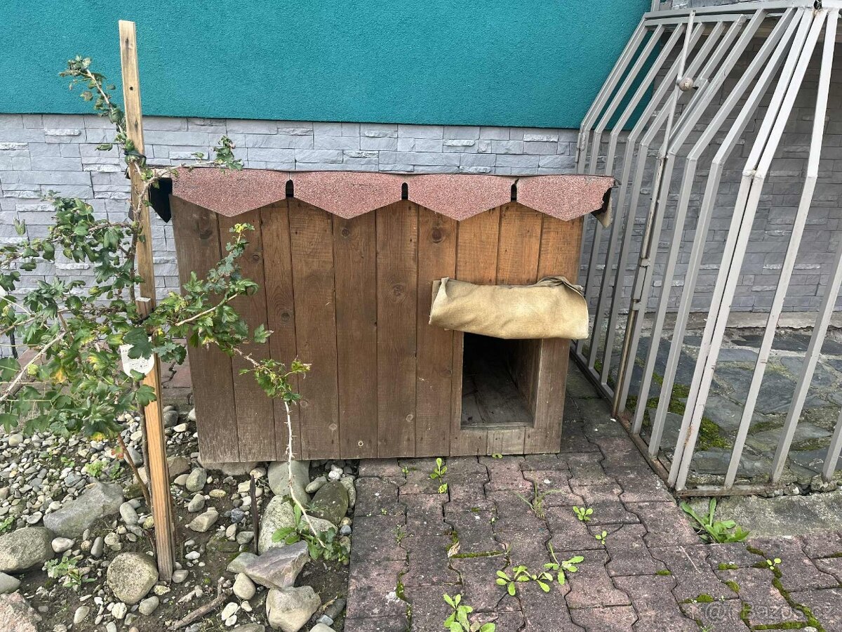 Prodám zateplenou psí boudu - 2