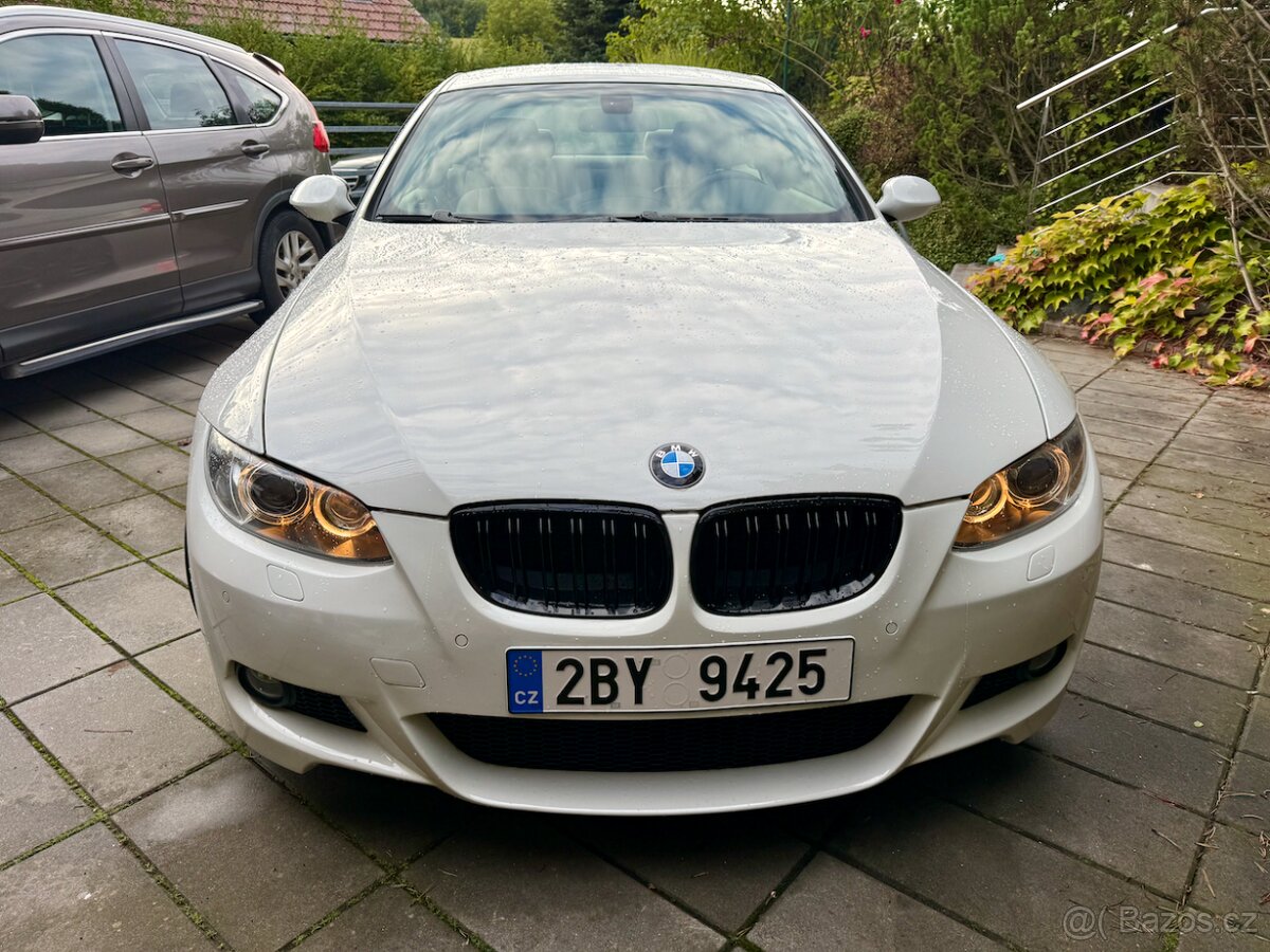 BMW 335i e92: man.,RWD,MPaket,generální servis,DPH,faktury - 2