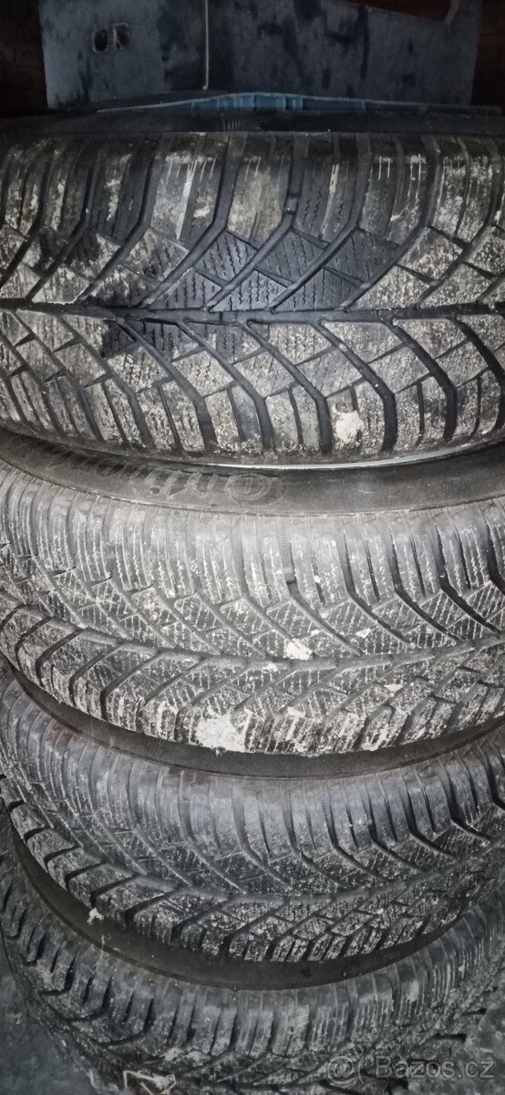 Lité kola Mercedes c200 - 2