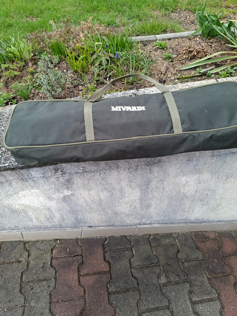 Držák na pruty - 2