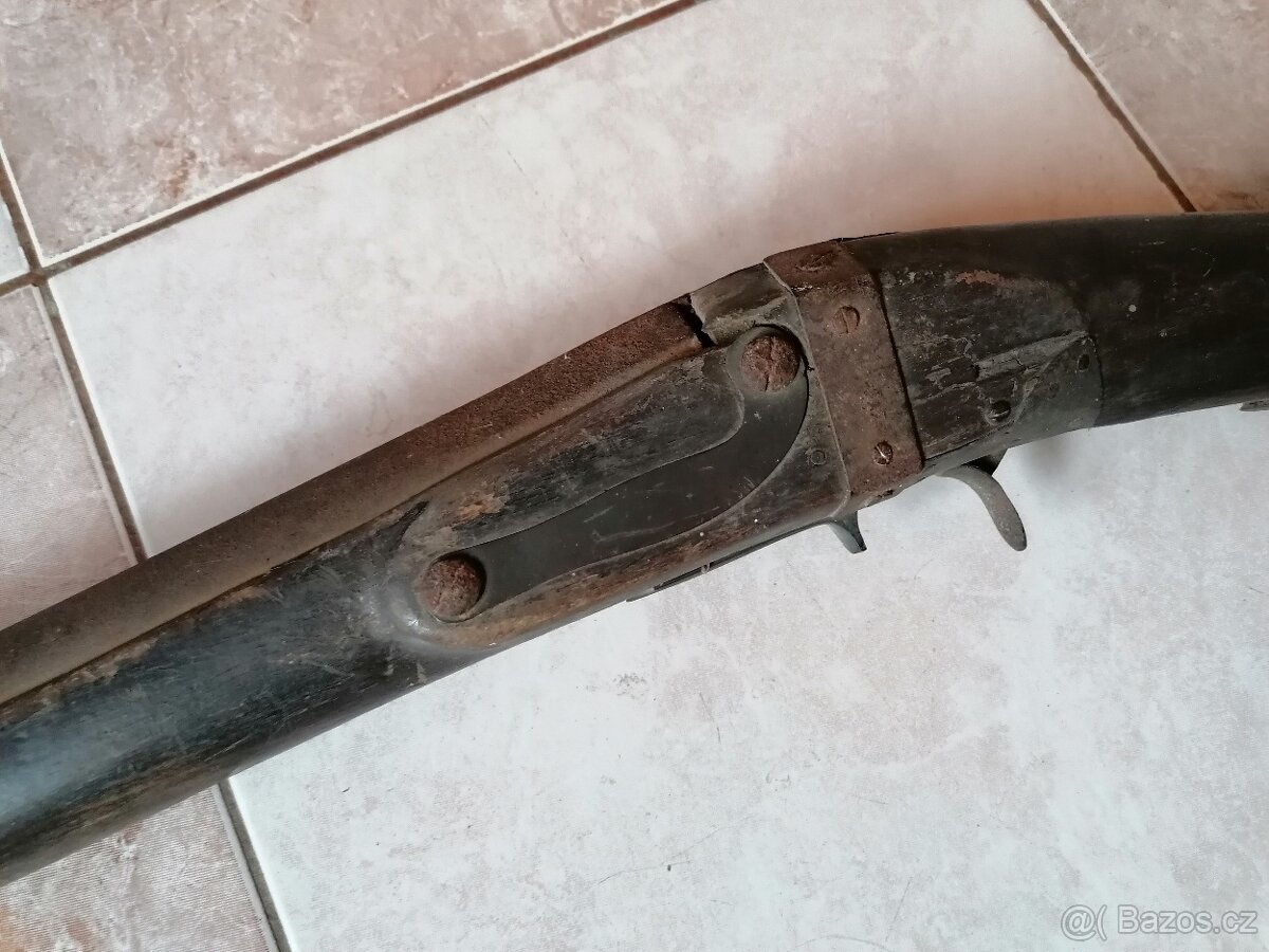 Torzo staré pušky - 2