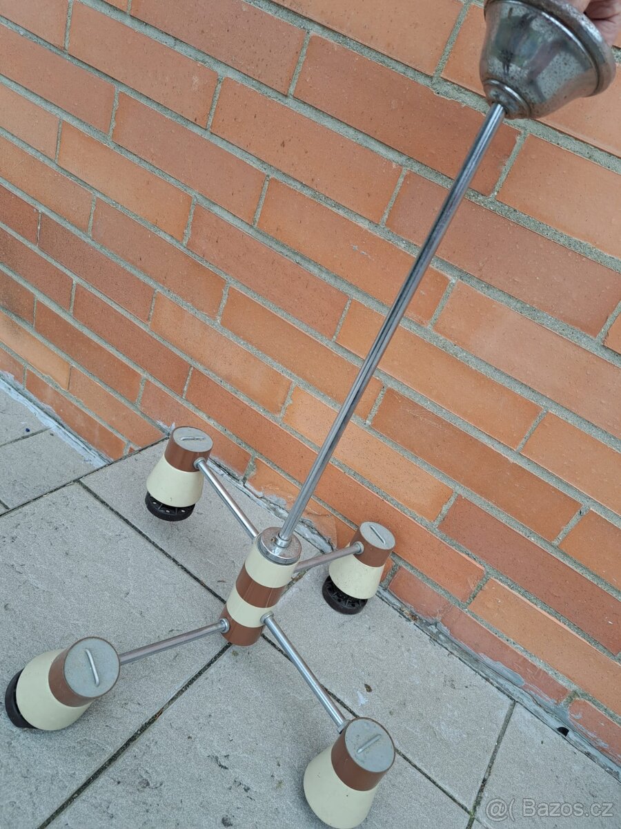 Lustr - 2