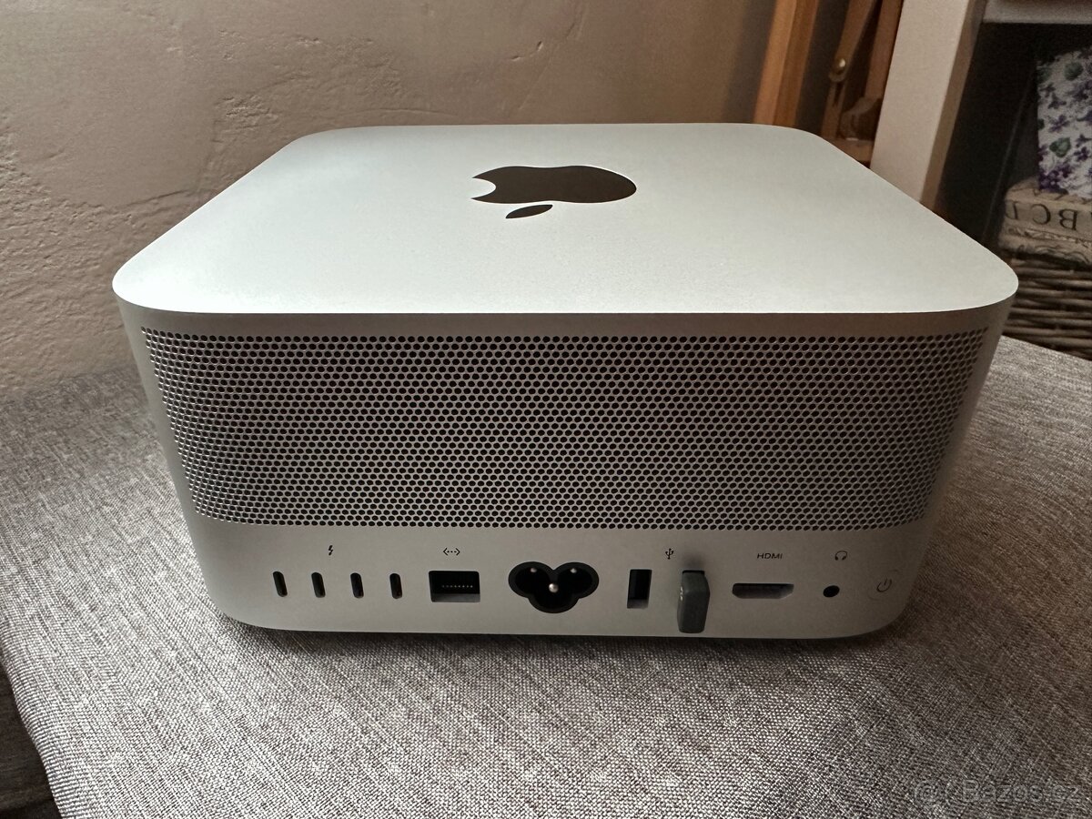 Apple Studio M2 Max 32/512 + Apple TV - 2