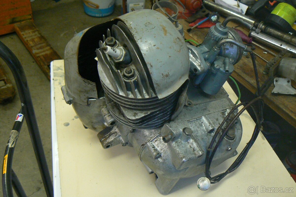 Motor Manet - 2