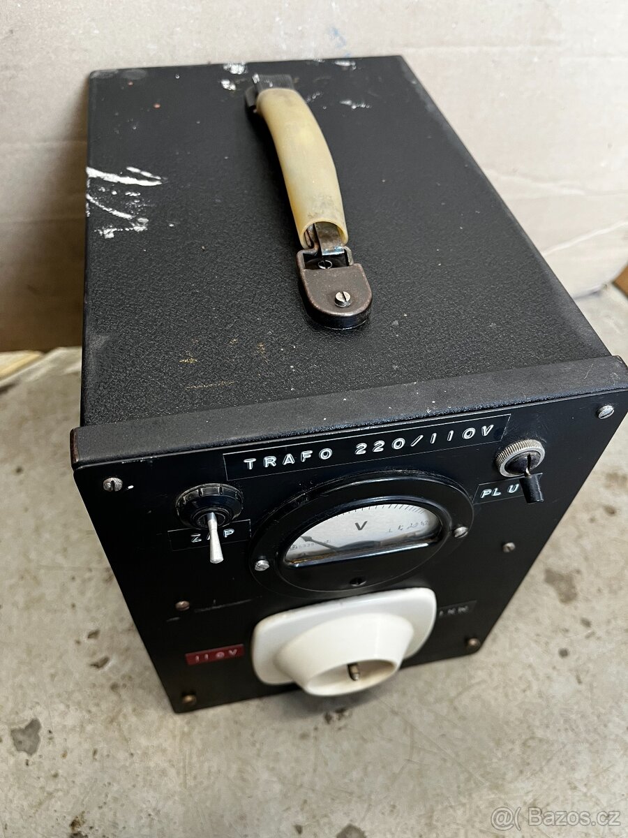 Transformator 220V = 110V - 2