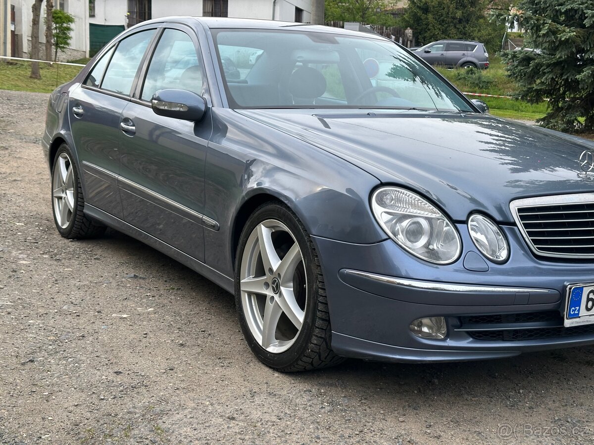 Mercedes W211 - 2