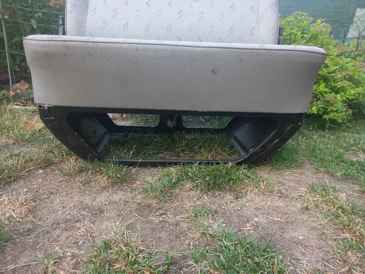 Prodám dvousedadlo do vw T4 - 2