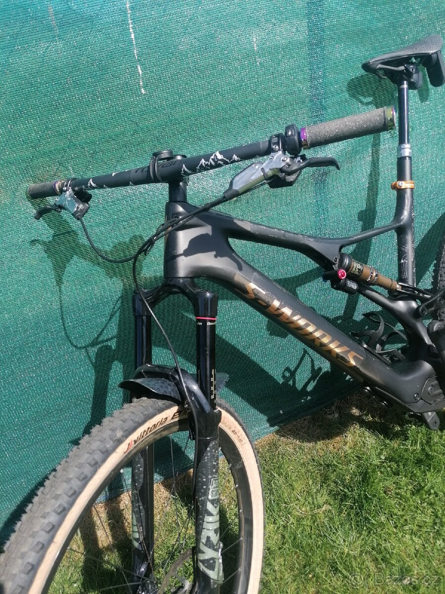 Horské elektrokolo Specialized - 2