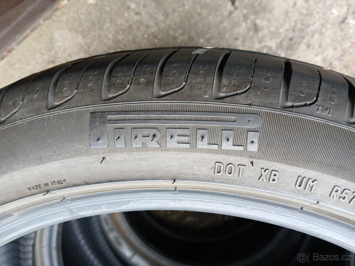 2ks letní pneu 215/45/18 - 2