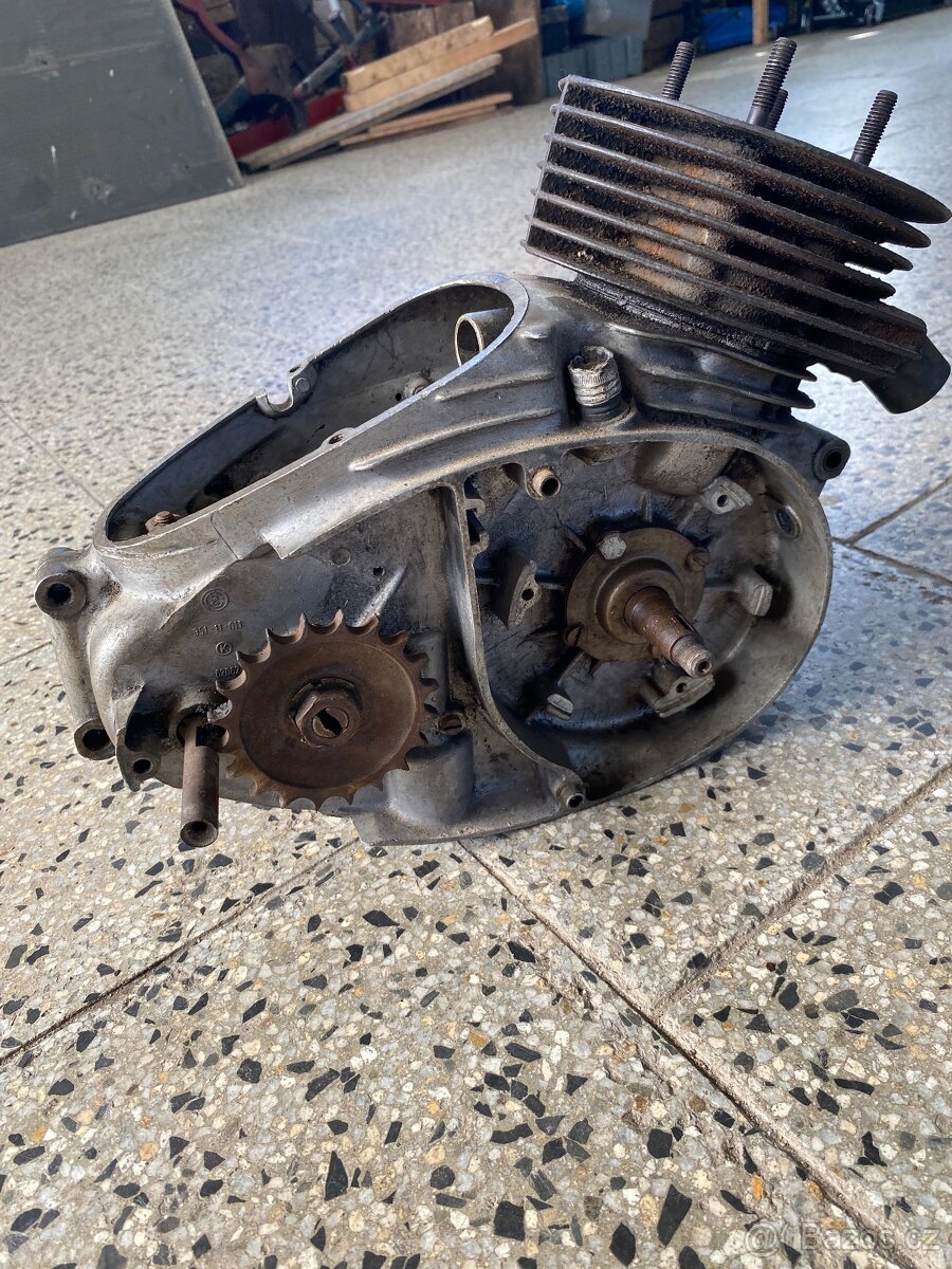 Motor čz 150 c - 2