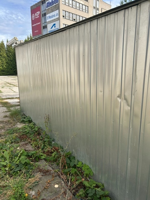 plechová garáž - 2