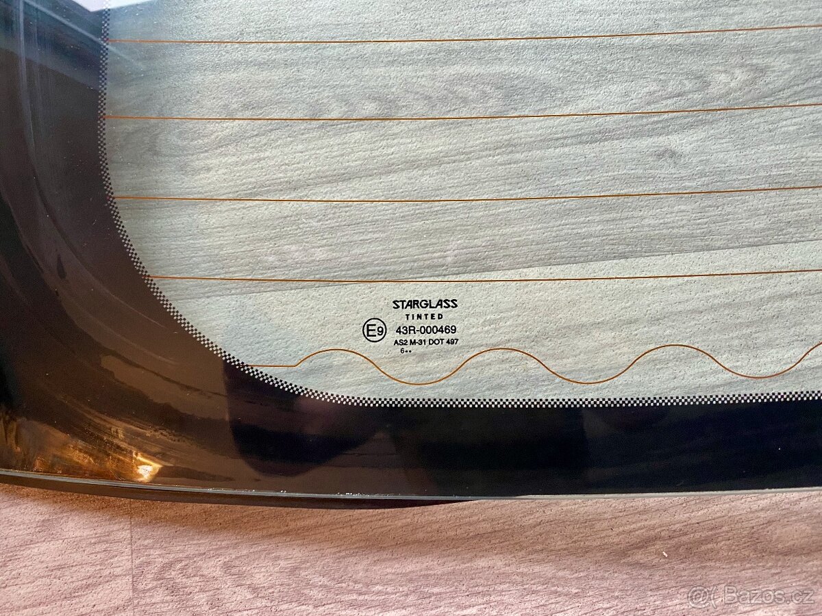 Zadní vyhřívané sklo Starglass 43R-000469 - 2