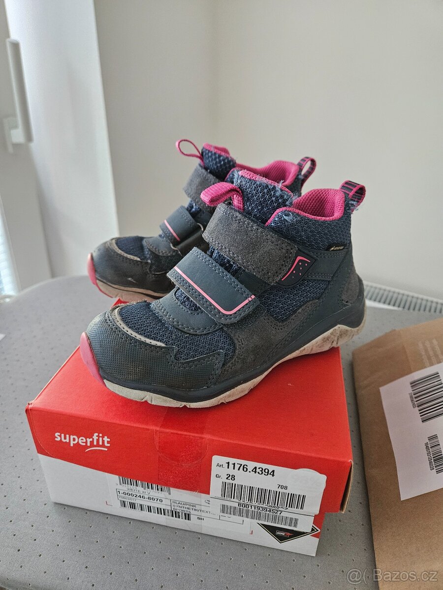 Celoroční kotníčkové SUPERFIT s goretexem - vel. 28 - 2