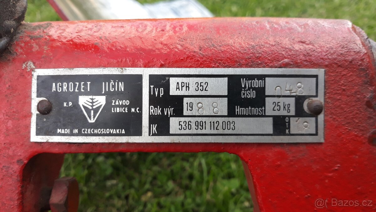 Pluh za Vari, Terra - 2