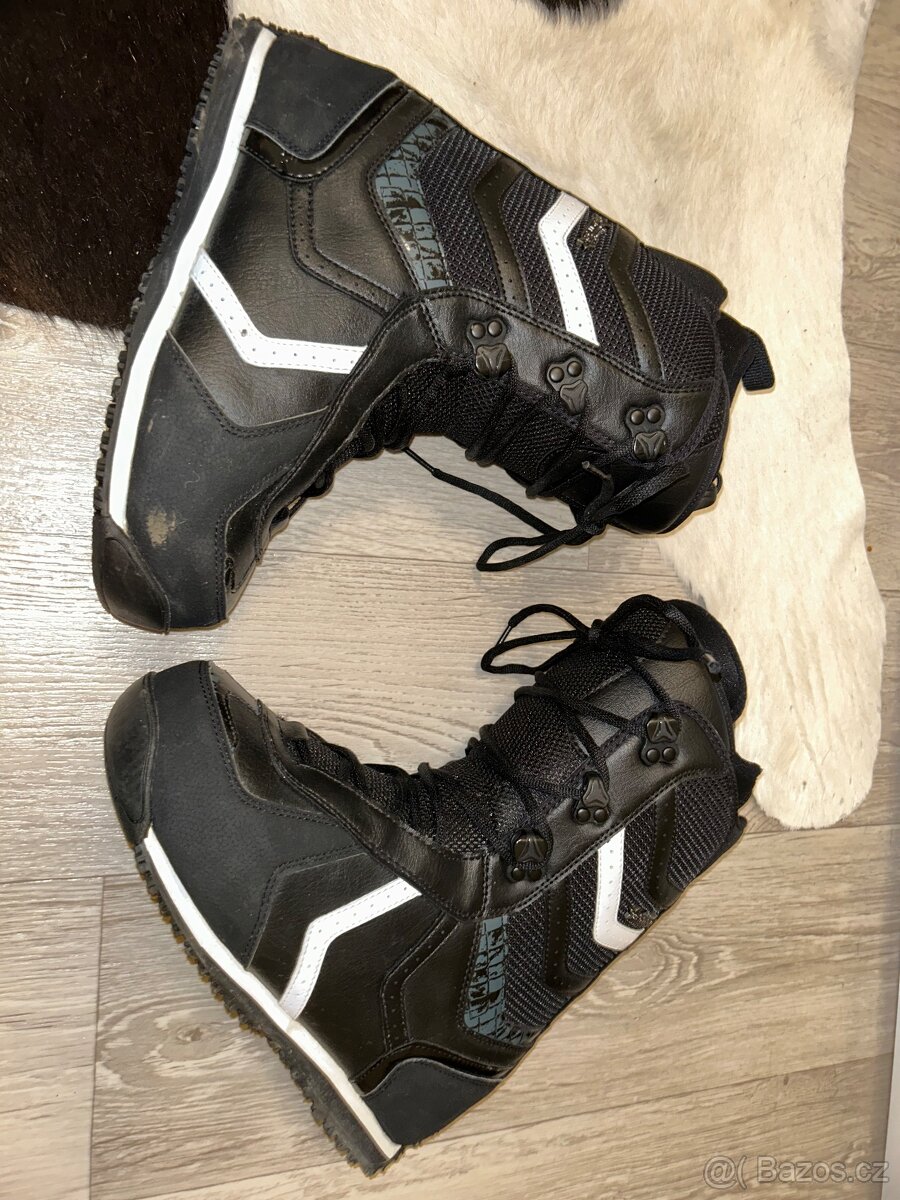 Snowboardové boty Atomic vel.39 - 2