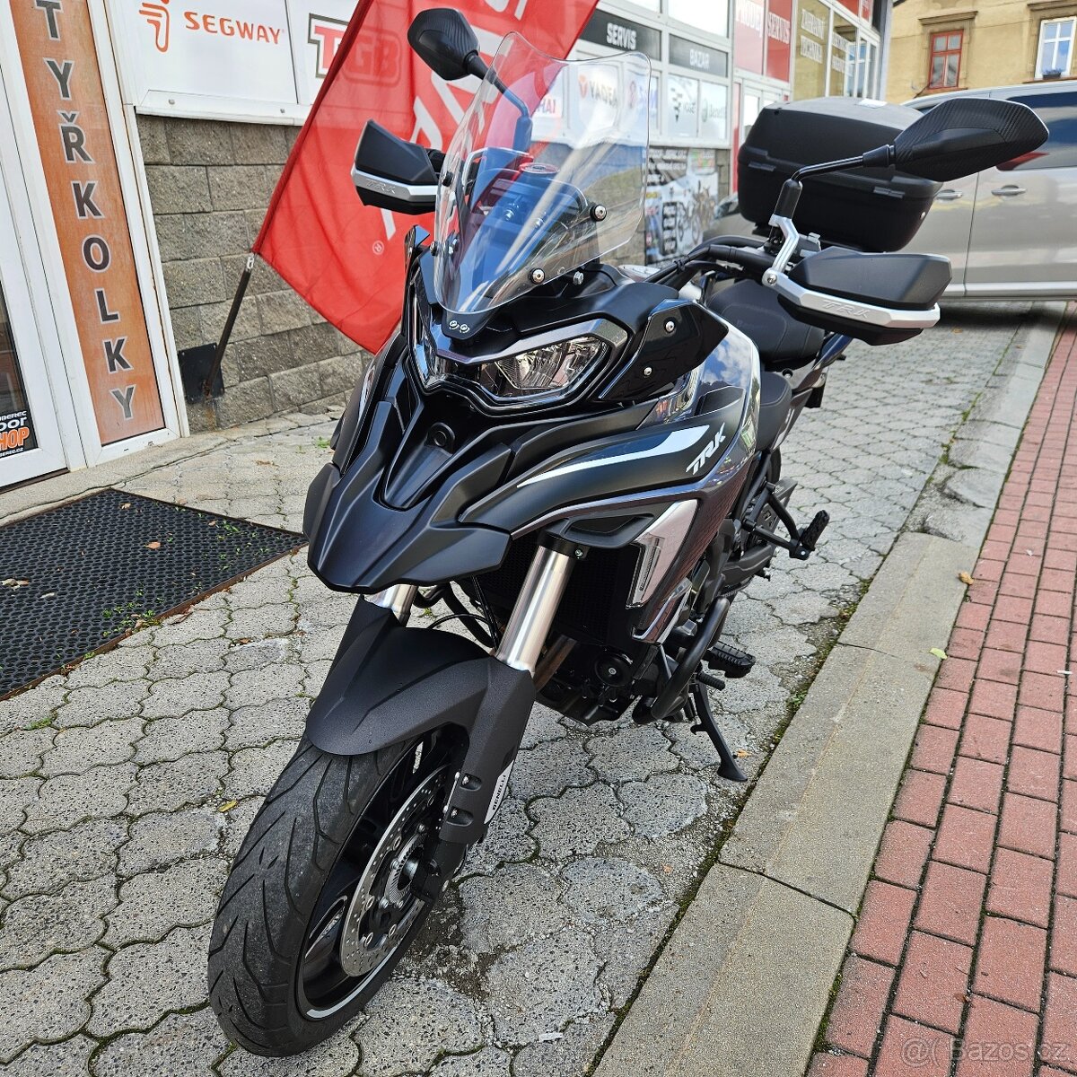 Benelli TRK 702,1. maj.,padací rám,ABS,topcase,ČR - 2