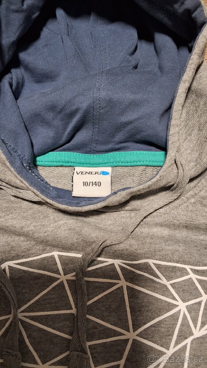 Chlapecká mikina s kapucí vel.140 - 2