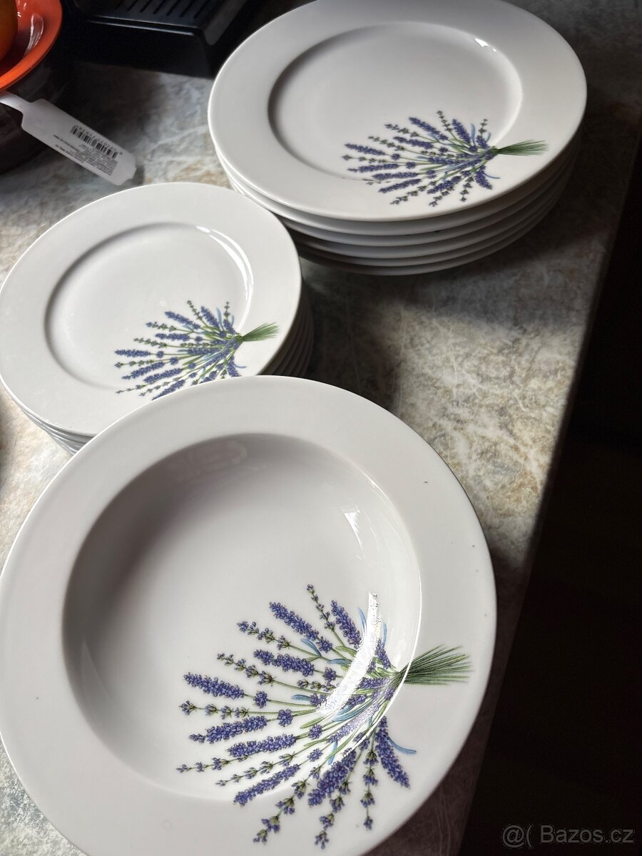 Bohemia porcelán- jídelní sada talířů - 2