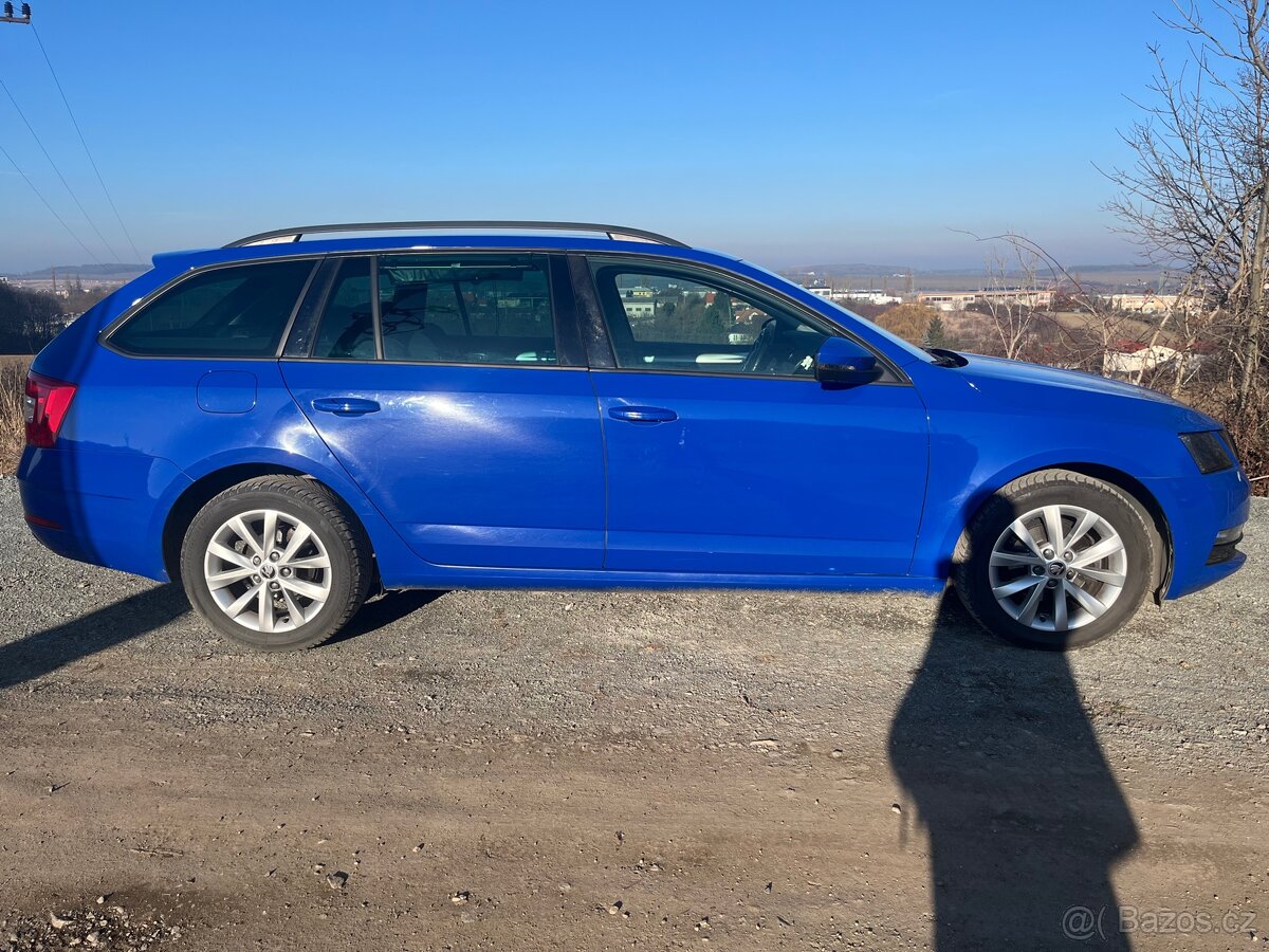 Škoda Oktavia - 2