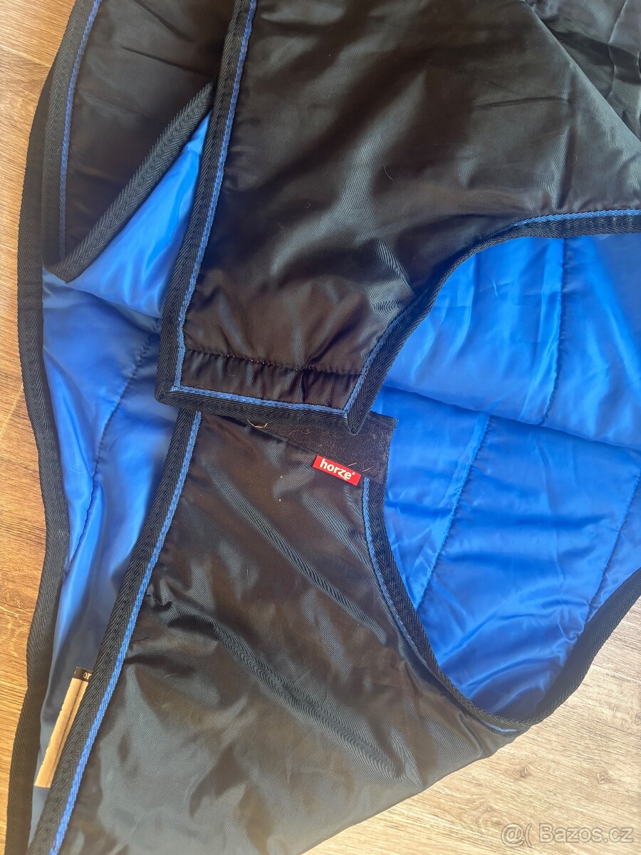 Nepromokavá bederní deka Horze 145cm - 2