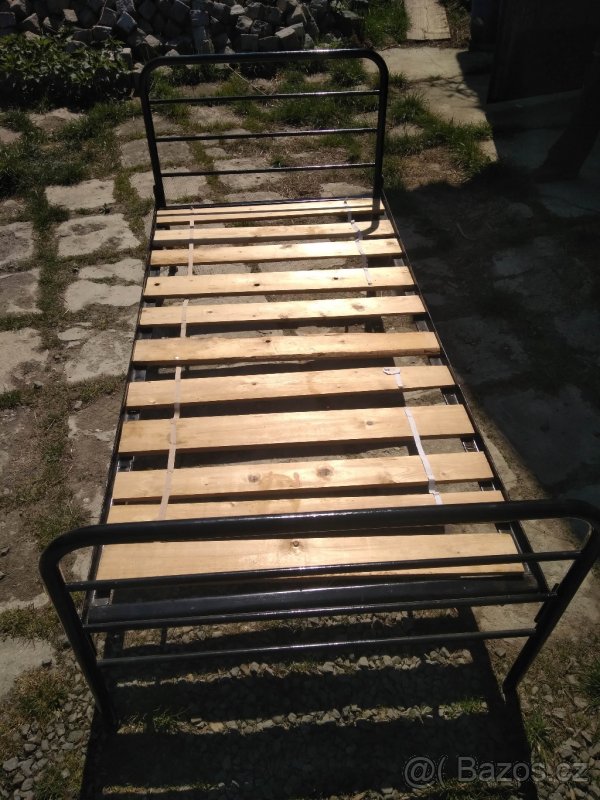 Trubková postel - 2