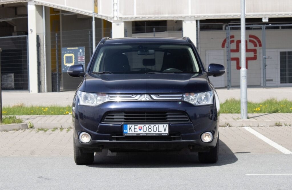 Mitsubishi Outlander z roku 2012 - 2