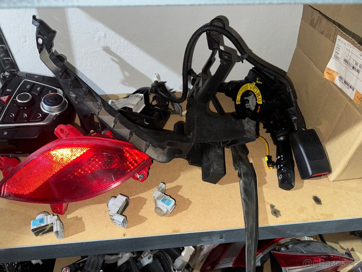 Hyundai i30 dily od 2012 do 2017 - 2