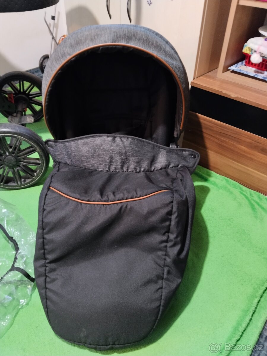 Dětský kočárek Comfort Basic - 2