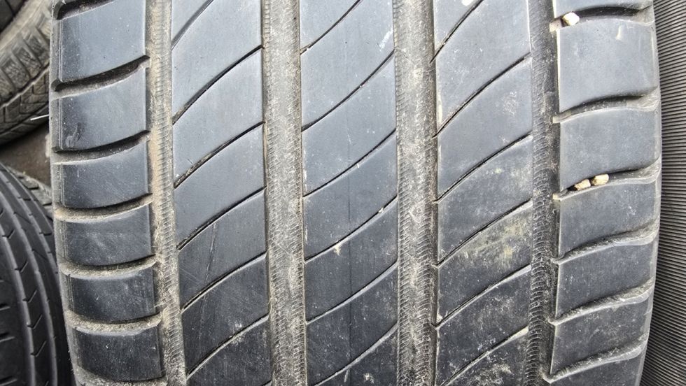 Letní pneu 215/55/17 Michelin - 2