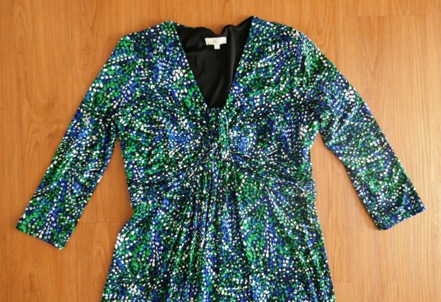 Elastické vzorované šaty, vel. 40, zn. CC - 2