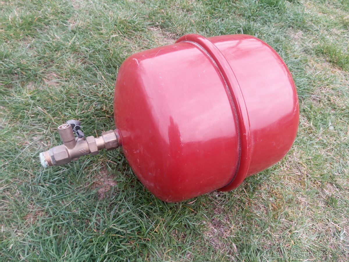 Expanzní nádoba 18l - 2