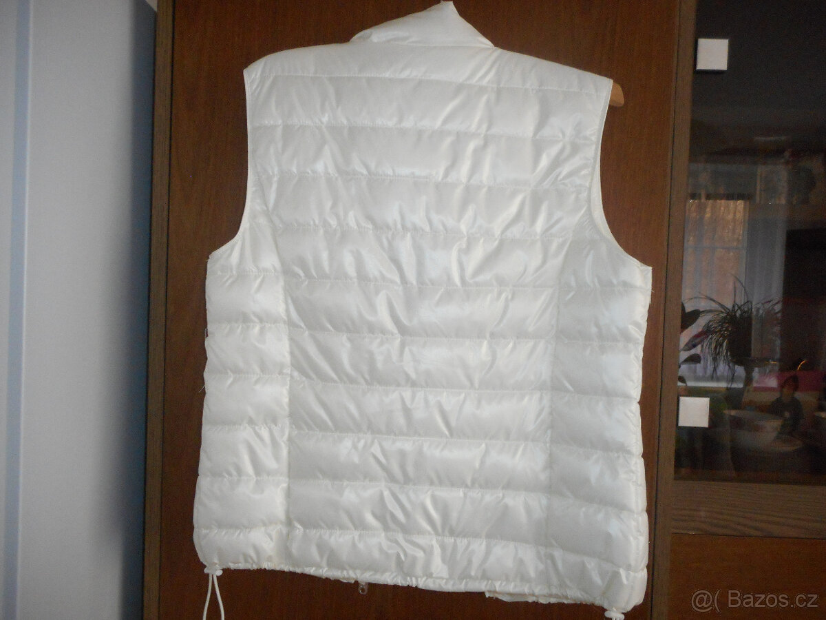 Vesta bílá - 2