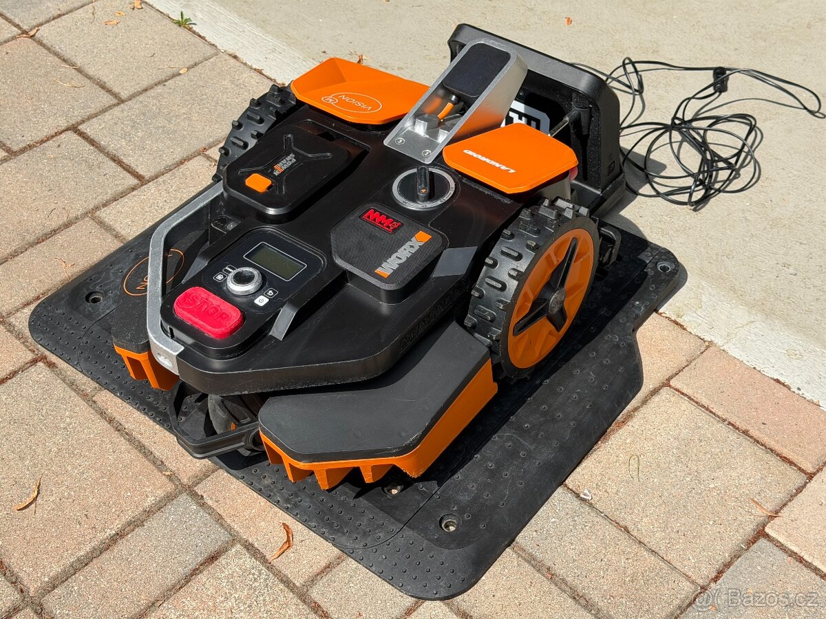 Robotická sekačka Worx Landroid Vision M6 - 2
