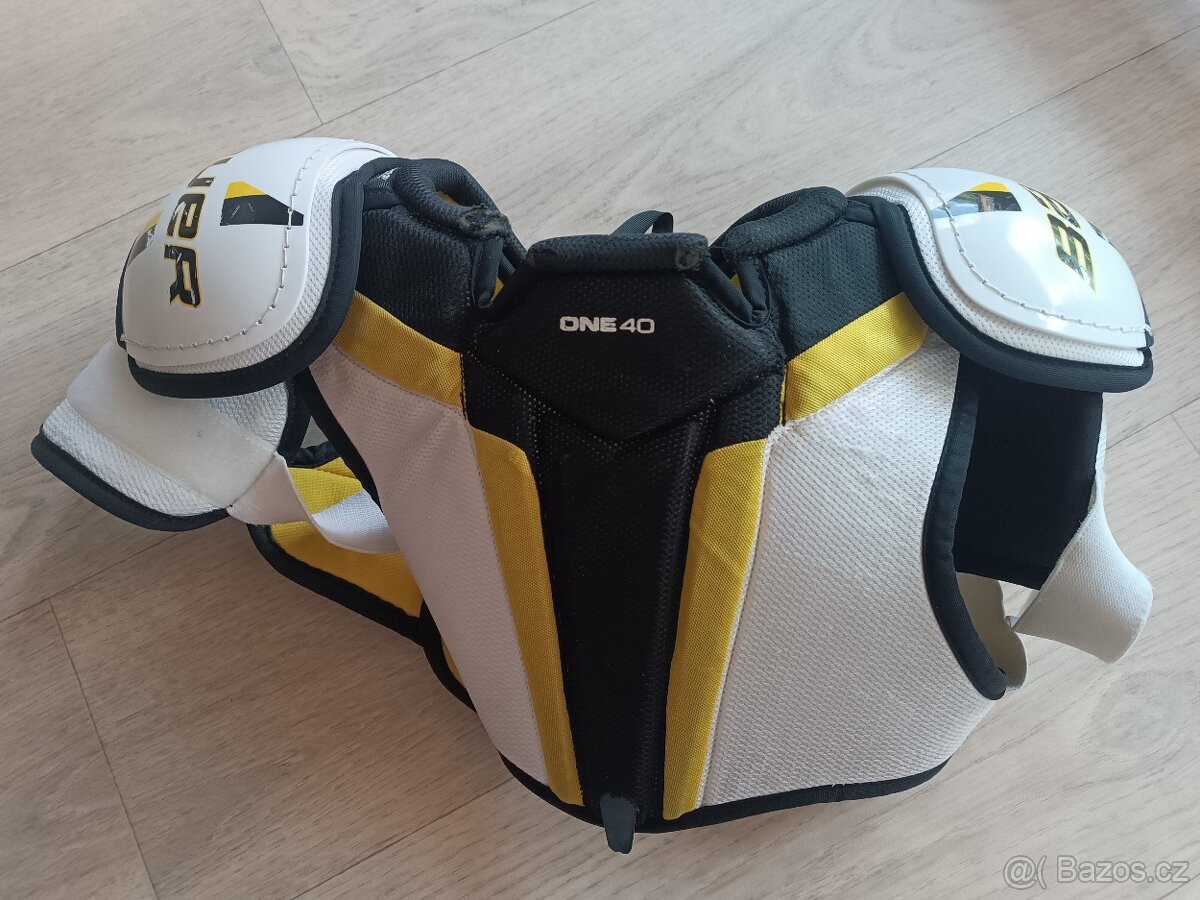 Chrániče ramen Bauer One 40 - 2