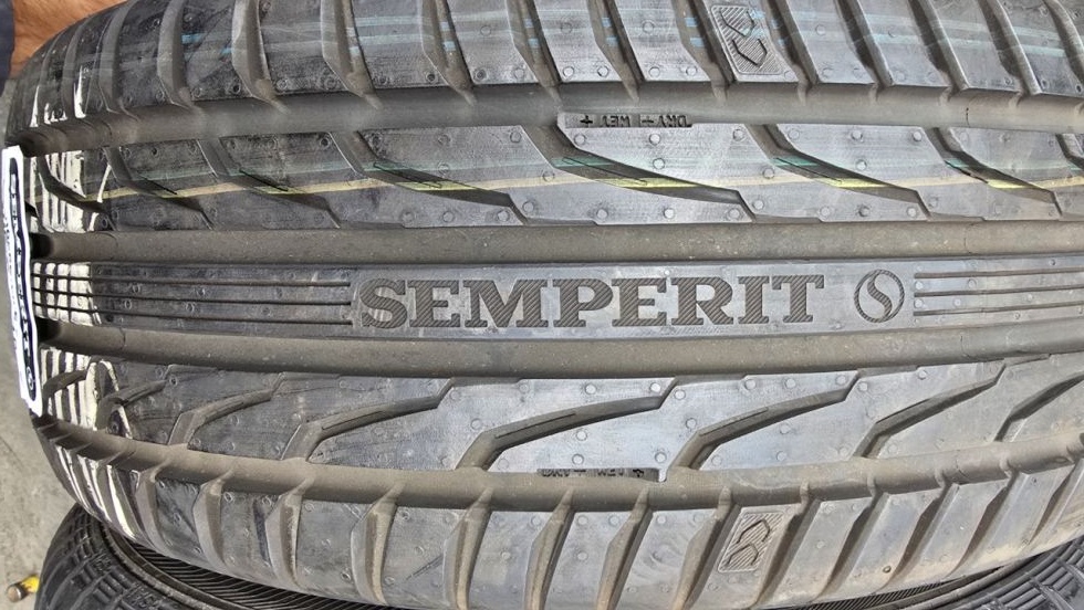 Letní pneu 195/55/15 Semperit - 2