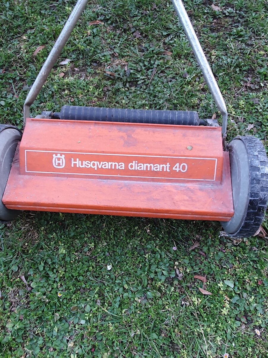 Vřetenová sekačka Husqvarna - 2