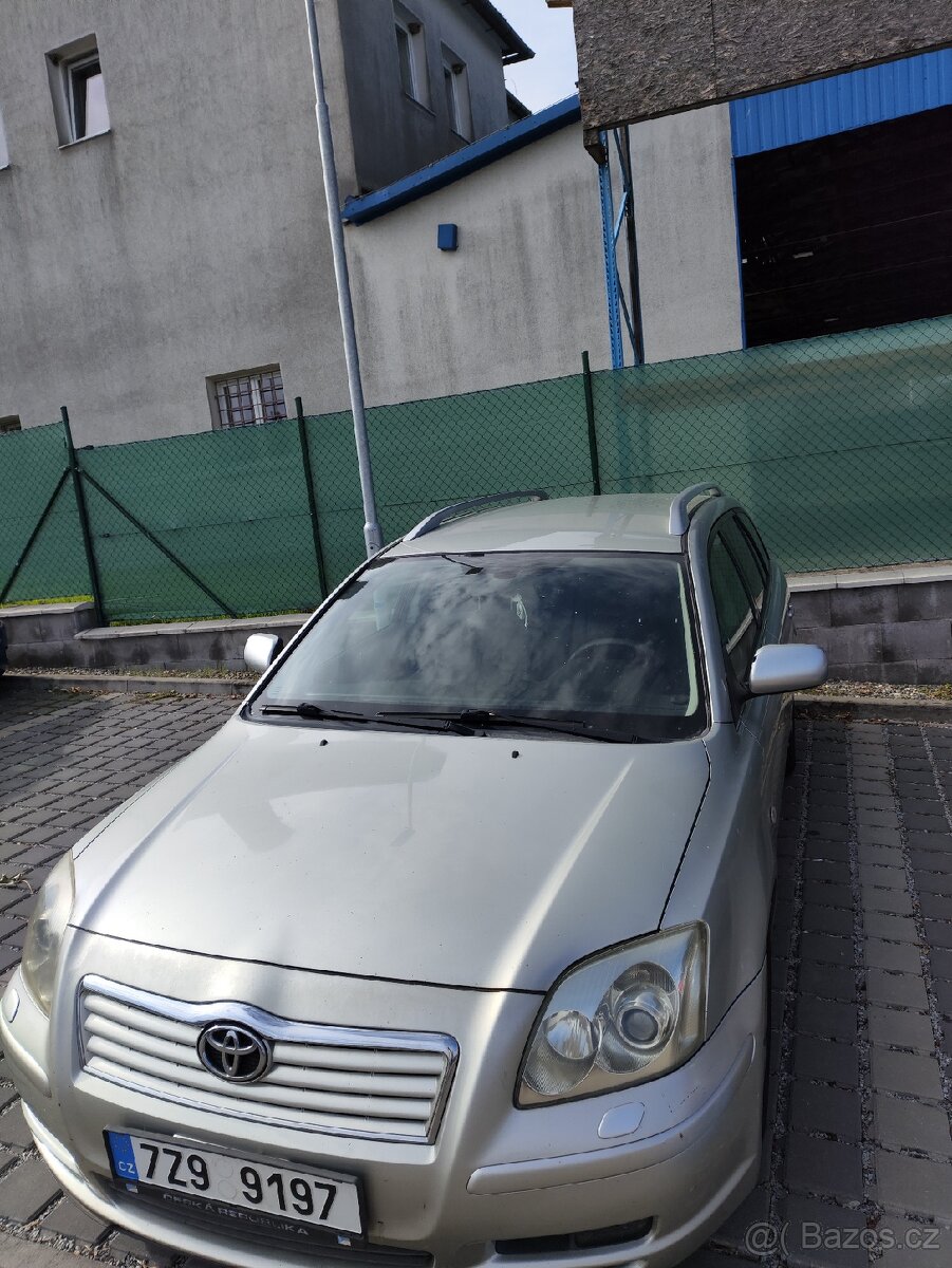 Toyota Avensis 2.2 D-4D - 2