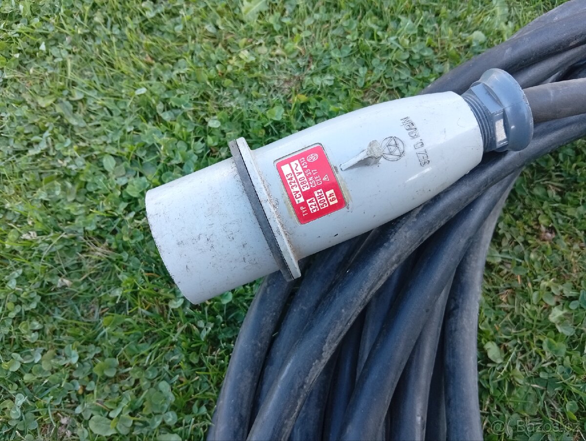 Prodlužovací kabel 380 v 25 m - 2