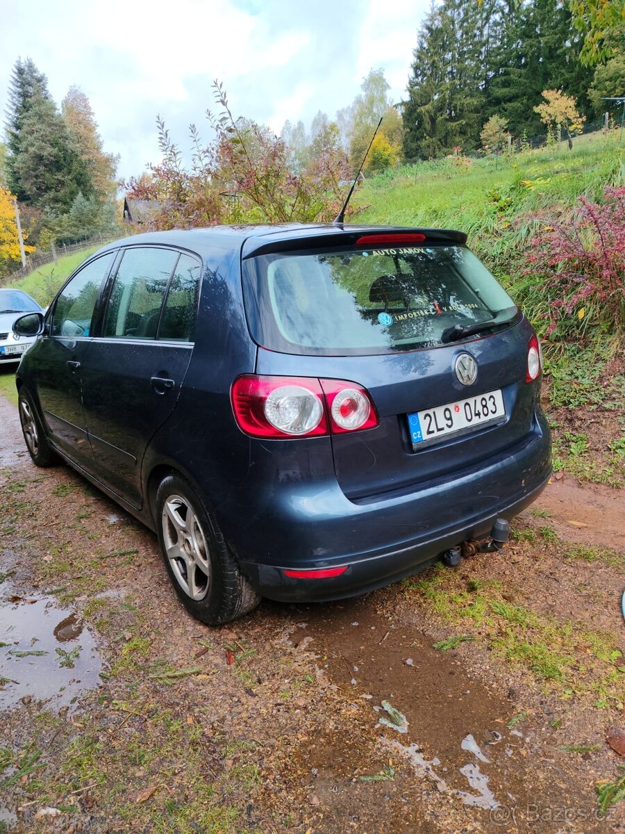 Prodám Volkswagen golf plus - 2
