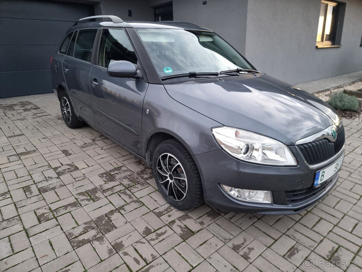 Fabia 2011 - 1.2i 51kw najeto 183tis - 2