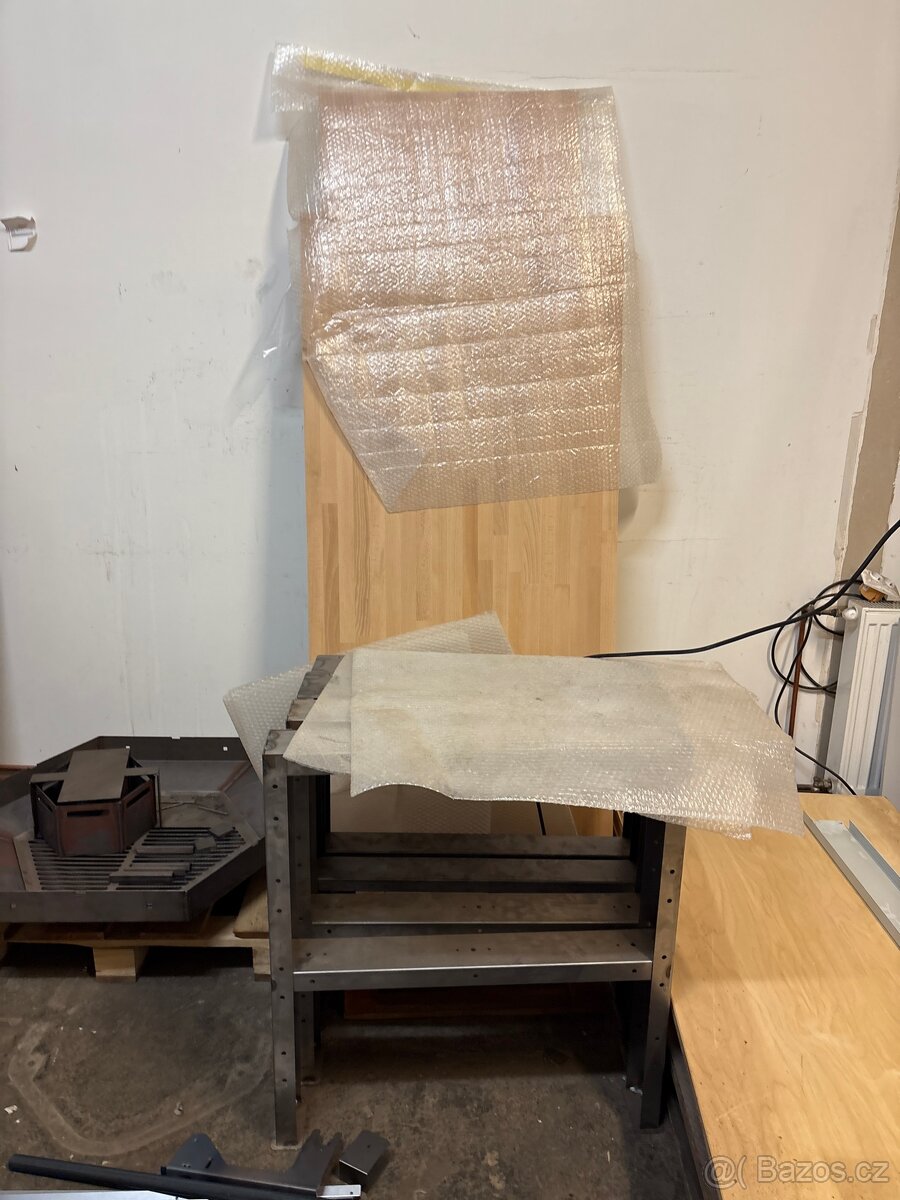 Dílenský pracovní stůl, buková spárovka, 2000x 660 x 840 mm - 2