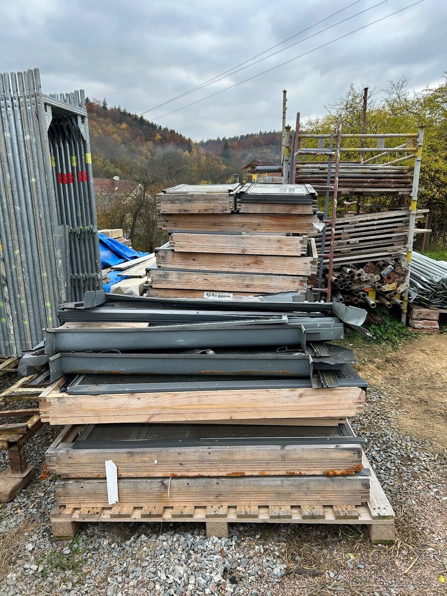 Střešní okna VELUX GZL - GGL - 2