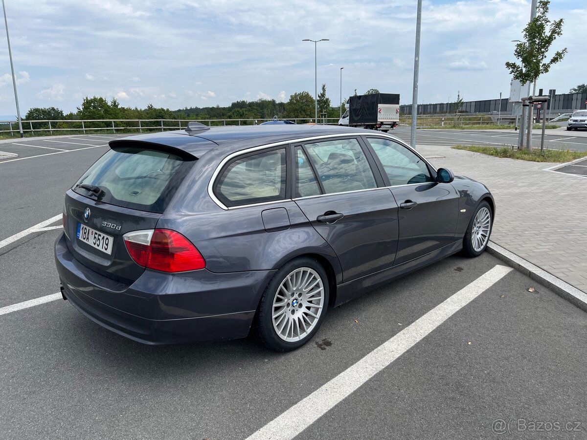 BMW 330D E91 170KW 2008 manuál - 2