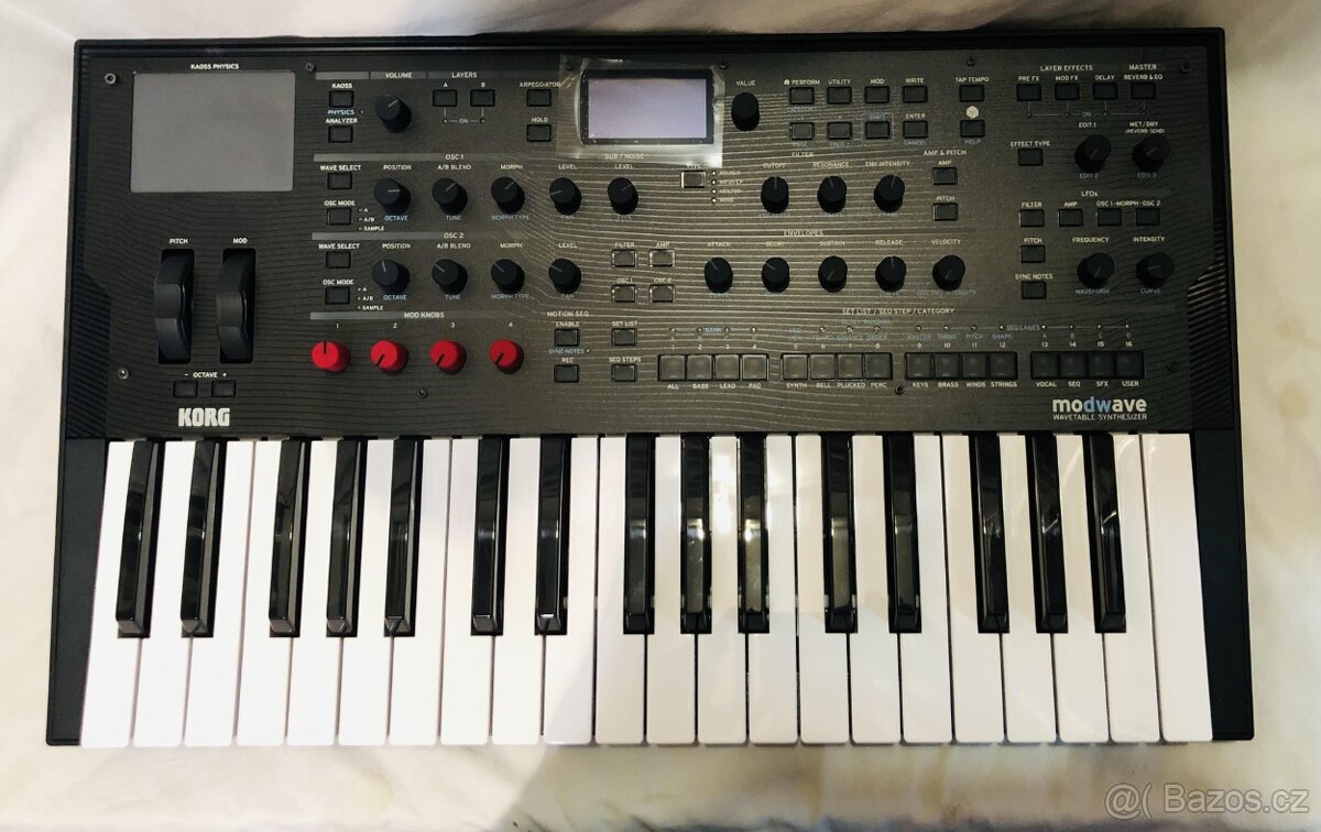 Korg Modwave syntezátor - 2