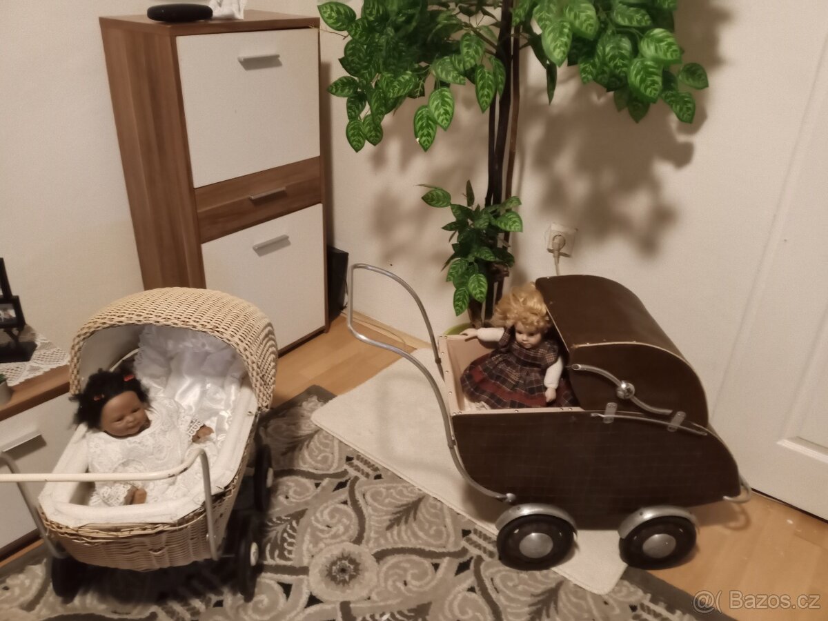 Proutěný dětský kočárek na panenku - 2