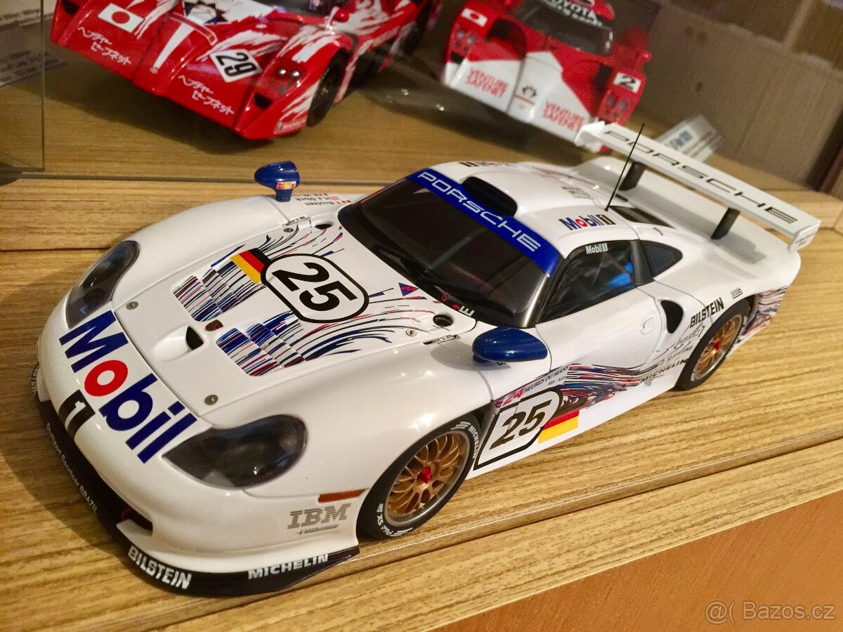 PORSCHE 911/996 GT1 Evo / AUTOart 1:18 - 2