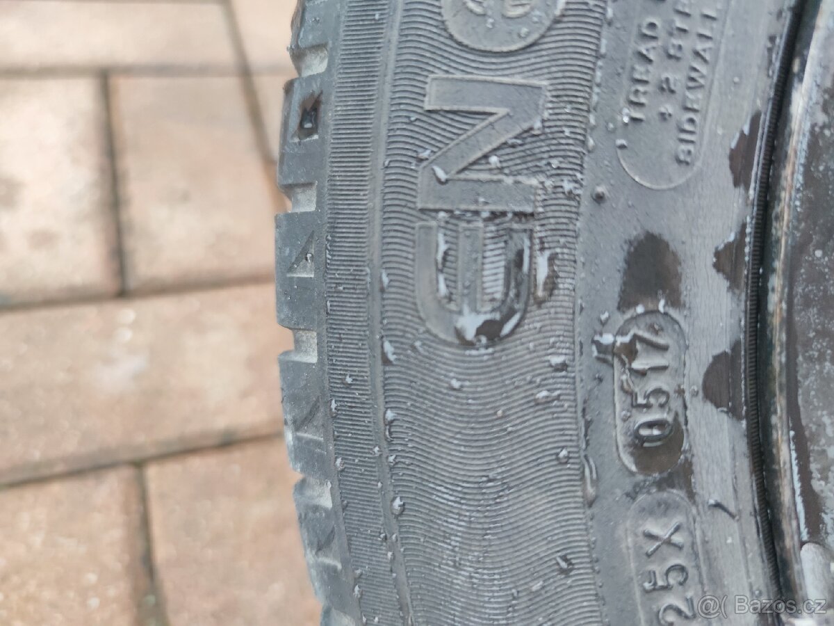 Disky Kia ceed + letní pneu 185/65/R15 - 2