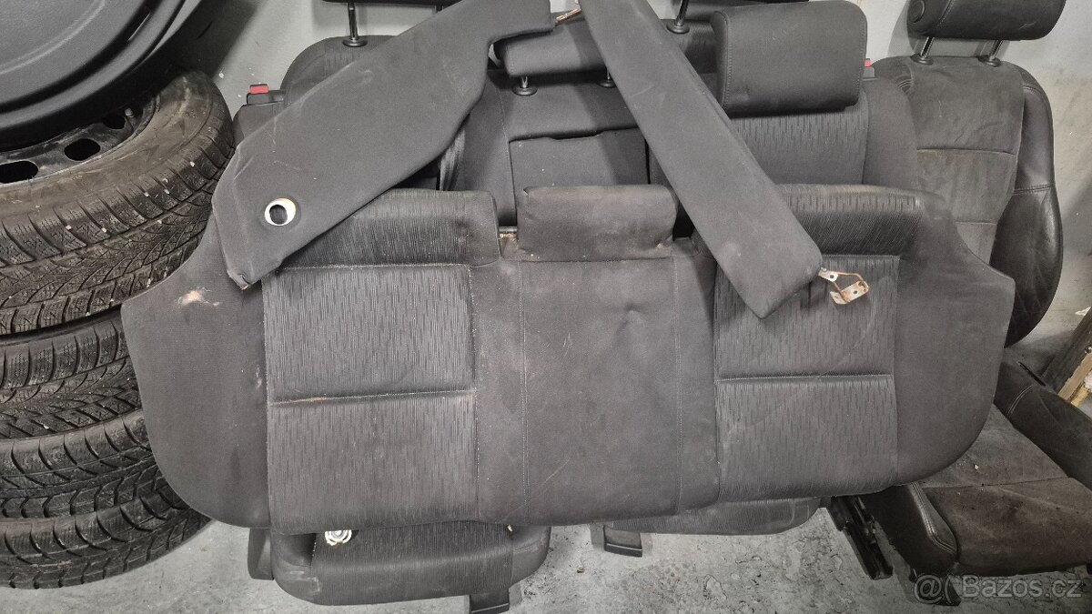 Sedadla A4 b7 sklopné - 2