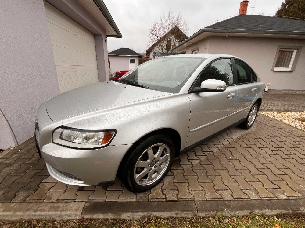 Volvo S40, 1.6 Benzín, nová STK, TZ - 2